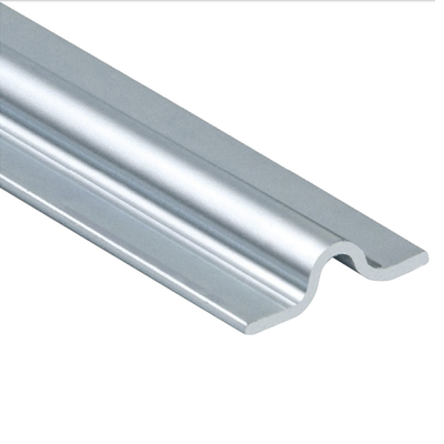 Guía de Piso Sobrepuesta / Acero Galvanizado / 3 m (9.84 ft) / 1.55 kg/m / Puertas Corredizas Industriales