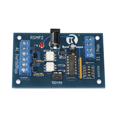 Tarjeta de Control para Semáforos / Gestión Aleatoria de Estados / Tiempo Ajustable 0.5-10 s / Contacto Seco / 12 VCC 500 mA / Modo Siempre Rojo