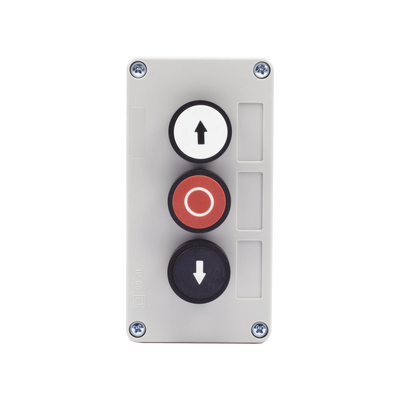 Botonera de control triple / IP40 / -20 a 50 °C / ≤24 VCC / 67 x 133 x 49 mm / 2.6 x 5.2 x 1.9 in
