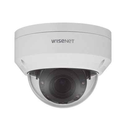Cámara IP Domo Antivandálico / 4 Megapixel / Lente Motorizado 3.3 a 10.3 mm / IR 30 m (98.4 ft) / WDR 120 dB / IP66 / IK10 / H.265 & WiseStream