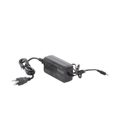 Fuente de Poder / 12 VCC / 5 A / Entrada Universal 100-240 VCA / Cables 0.5 m (1.64 ft) / Rango Térmico -20°C a 45°C