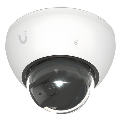 Cámara IP Domo / 4K 8 Megapixel / IR 40 m (131.2 ft) / Ángulo 109.9° / IP66 IK10 / PoE 802.3af
