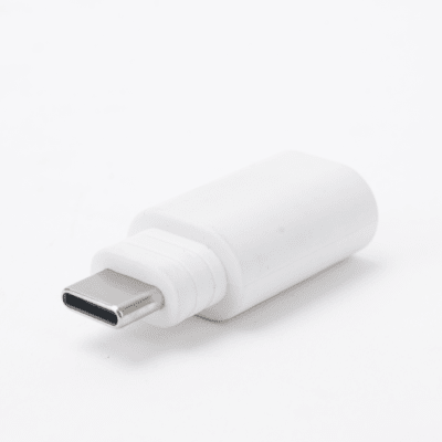 Adaptador de Conexión / Micro USB a USB-C / Compatible Panel Solar y Cámara Batería / Plástico Resistente